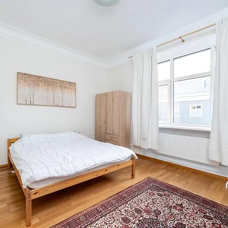 Classy Flat,2-br,private Parking,smart Tv * Reval