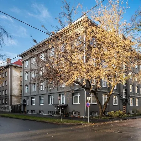 Daire Classy Flat,2-br,private Parking,smart Tv Tallinn